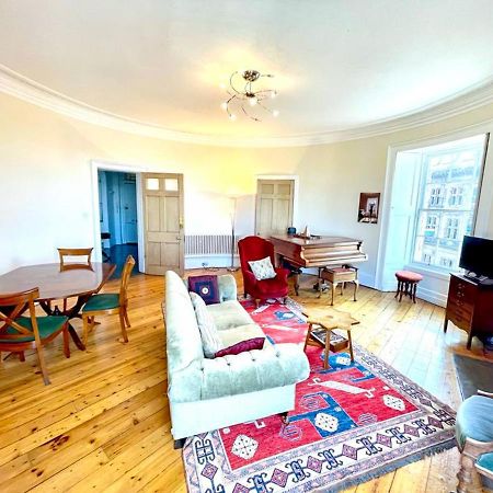 Incredible St Andrew'S Sq - 2 Bed In The Sky Apartment Екстериор снимка