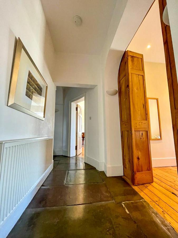 Incredible St Andrew'S Sq - 2 Bed In The Sky Apartment Екстериор снимка