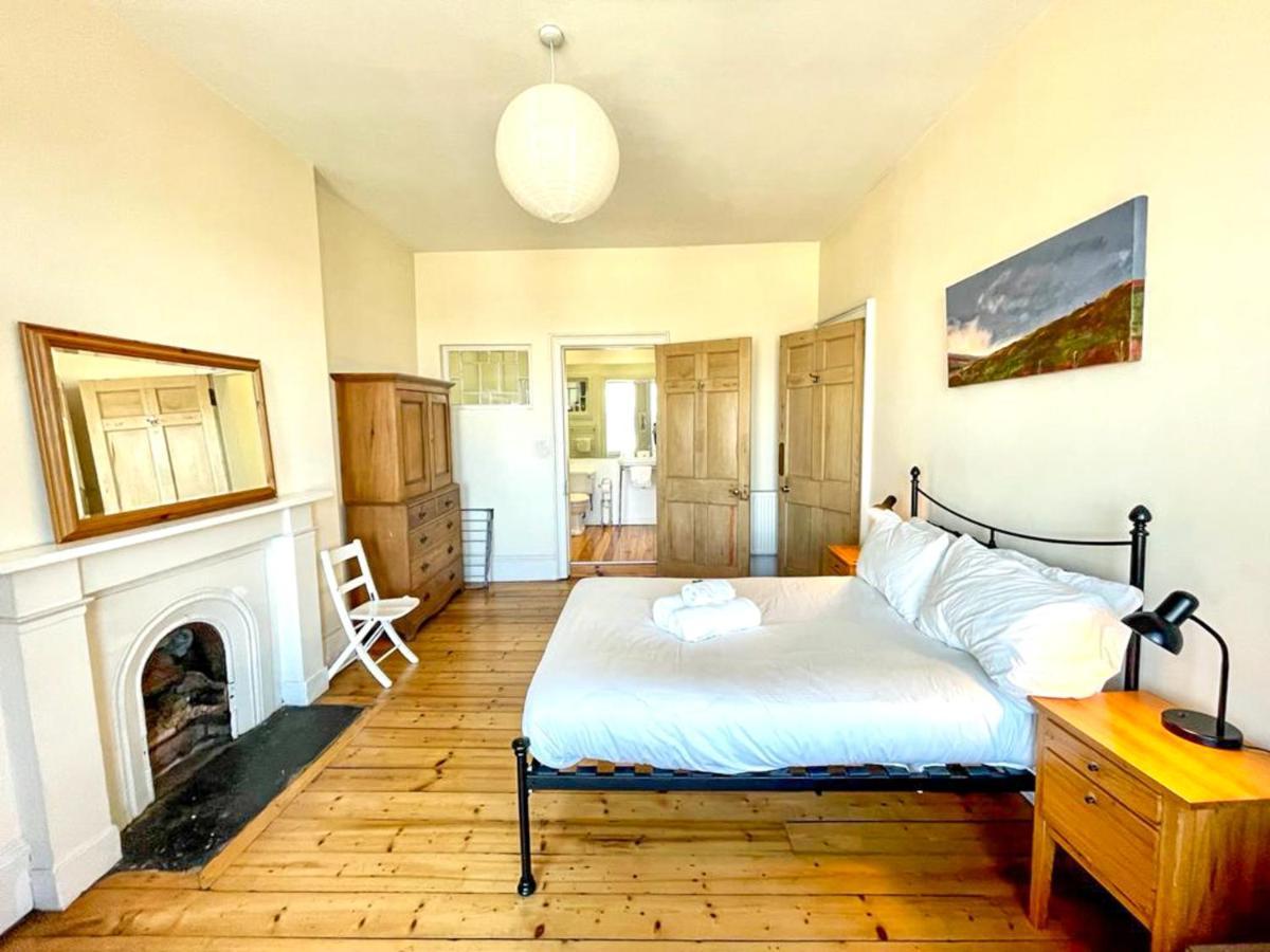 Incredible St Andrew'S Sq - 2 Bed In The Sky Apartment Екстериор снимка