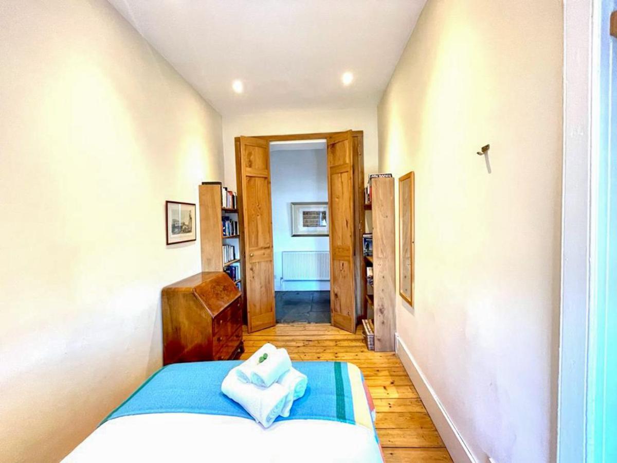 Incredible St Andrew'S Sq - 2 Bed In The Sky Apartment Екстериор снимка